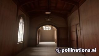 职场喜剧短剧封面，现代办公室里一群年轻人欢乐互动的场景